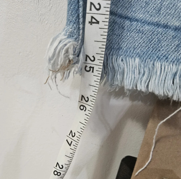 Kancan signature distressed light wash jeans! - Picture 5 of 7